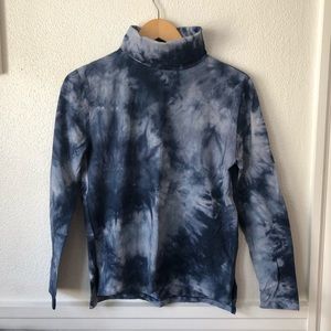 Tradlands Monty Tie Dye Turtleneck in Indigo